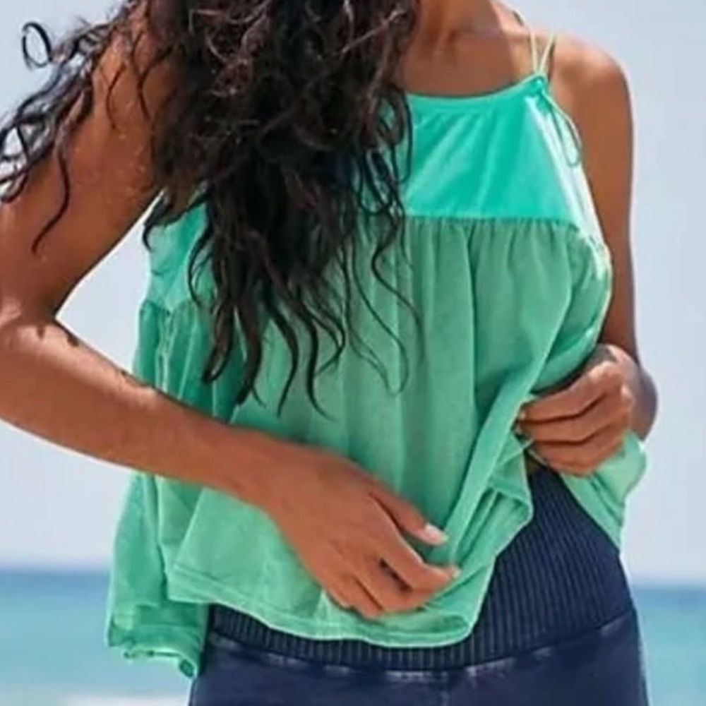 NWT- Free People Catch My Drift Green Active Tank